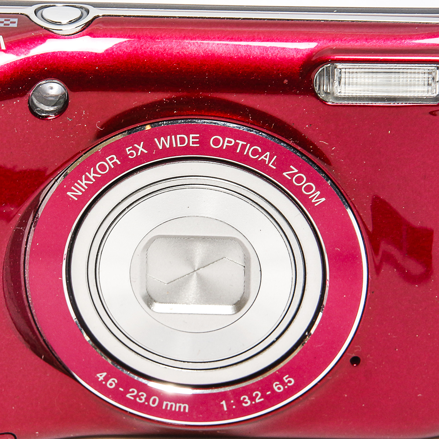 Nikon Coolpix L26 Digital Camera