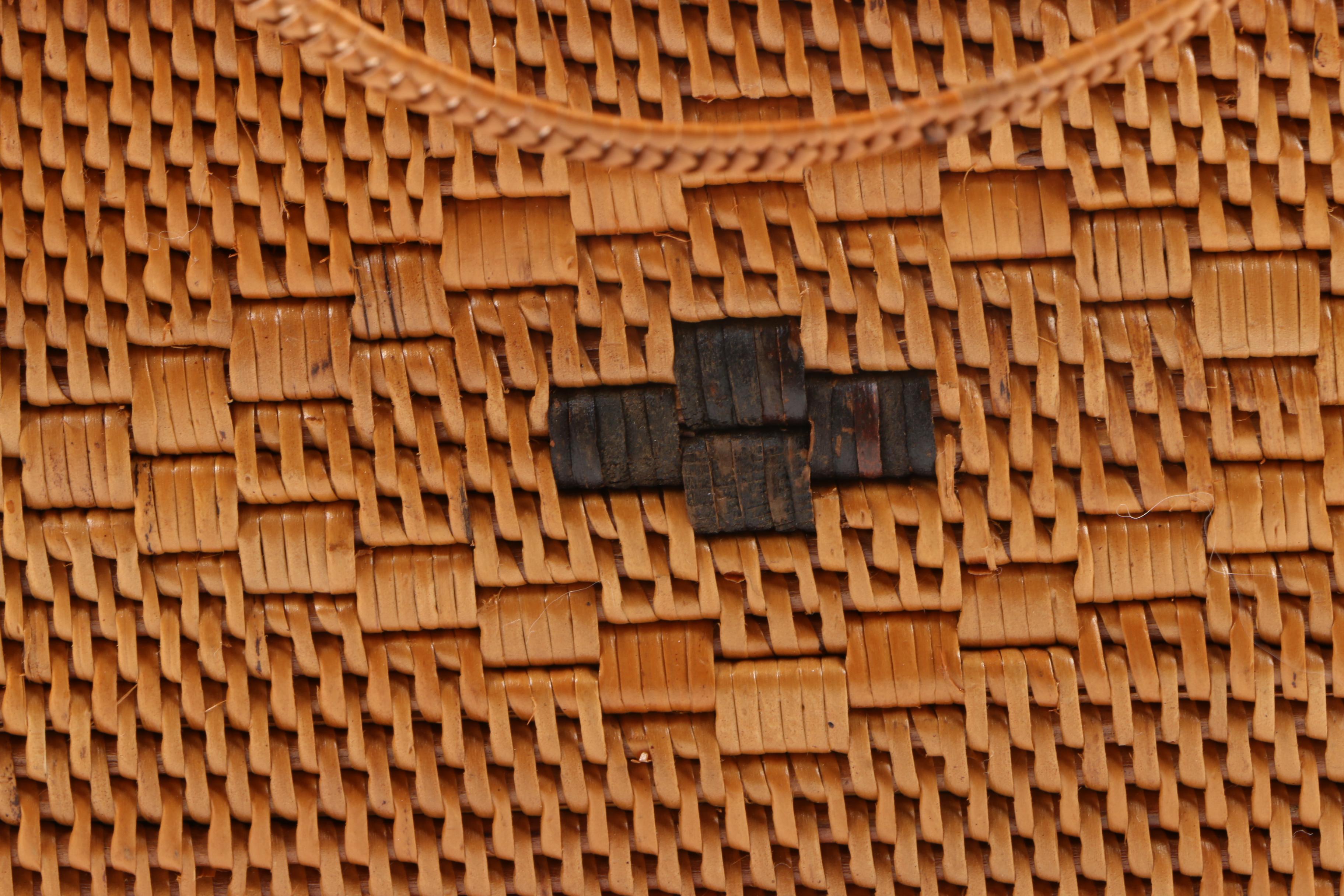 Vintage Woven Straw Handbag
