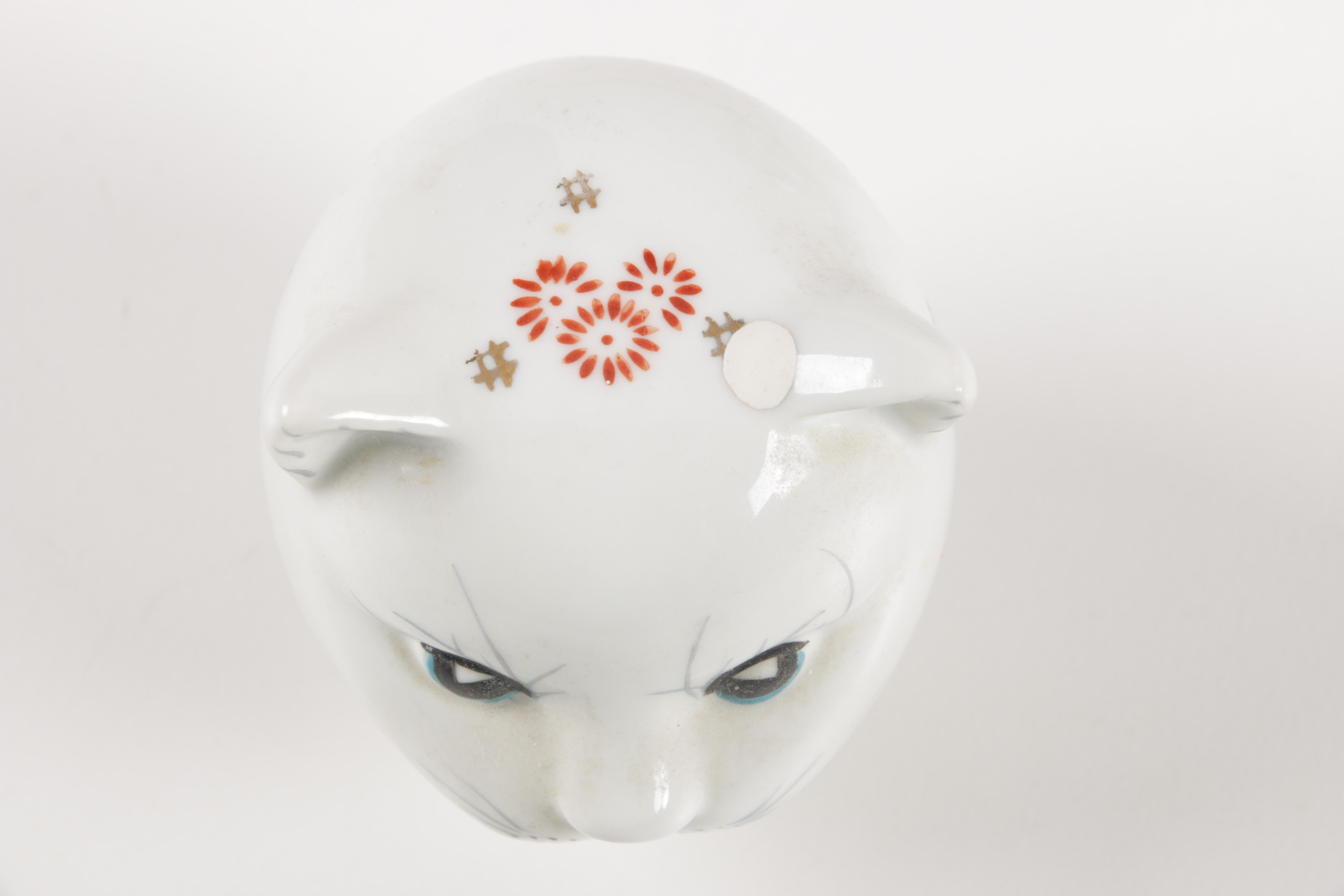 Cat Figurines and Teapot Including Herend