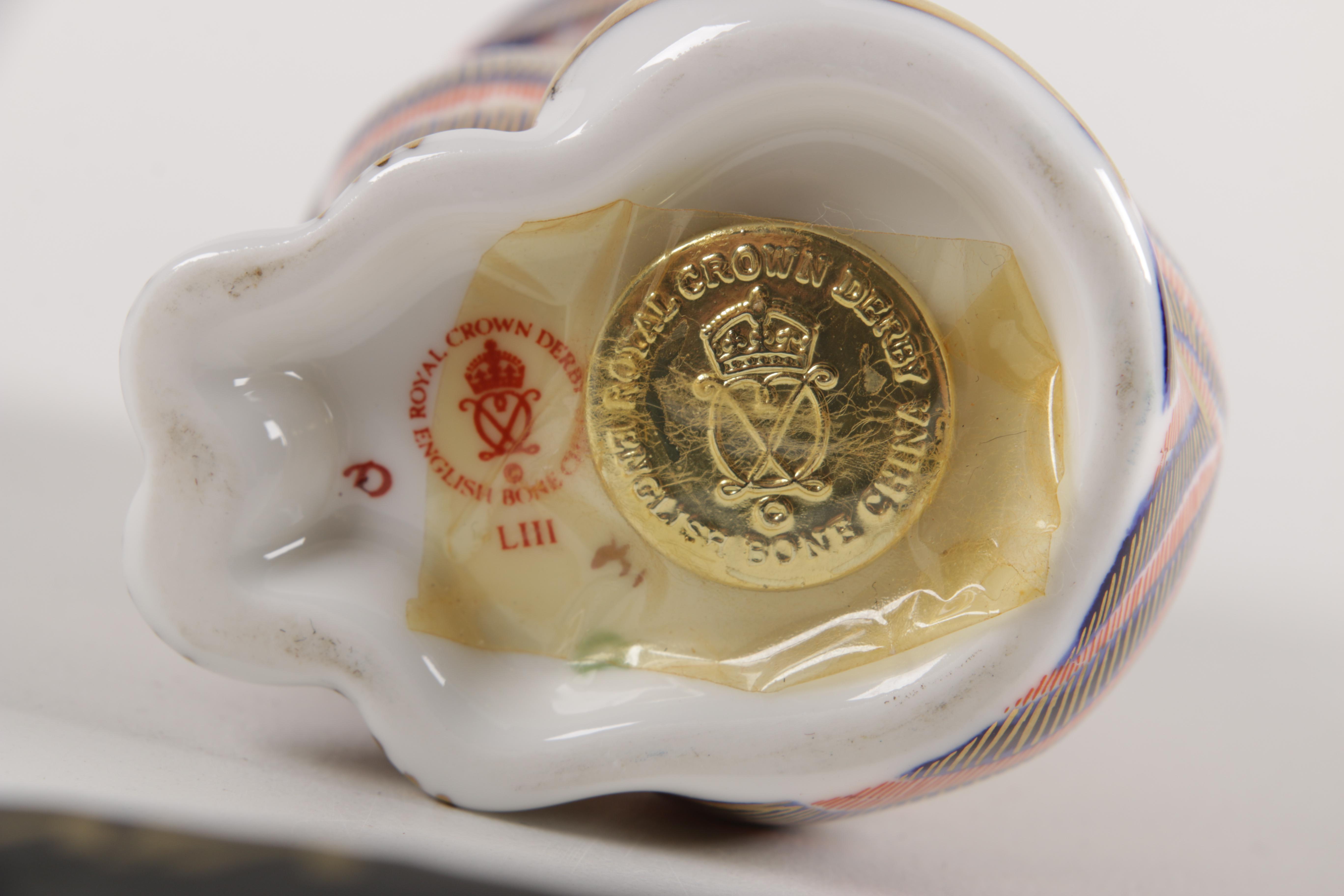 Cat Figurines and Teapot Including Herend