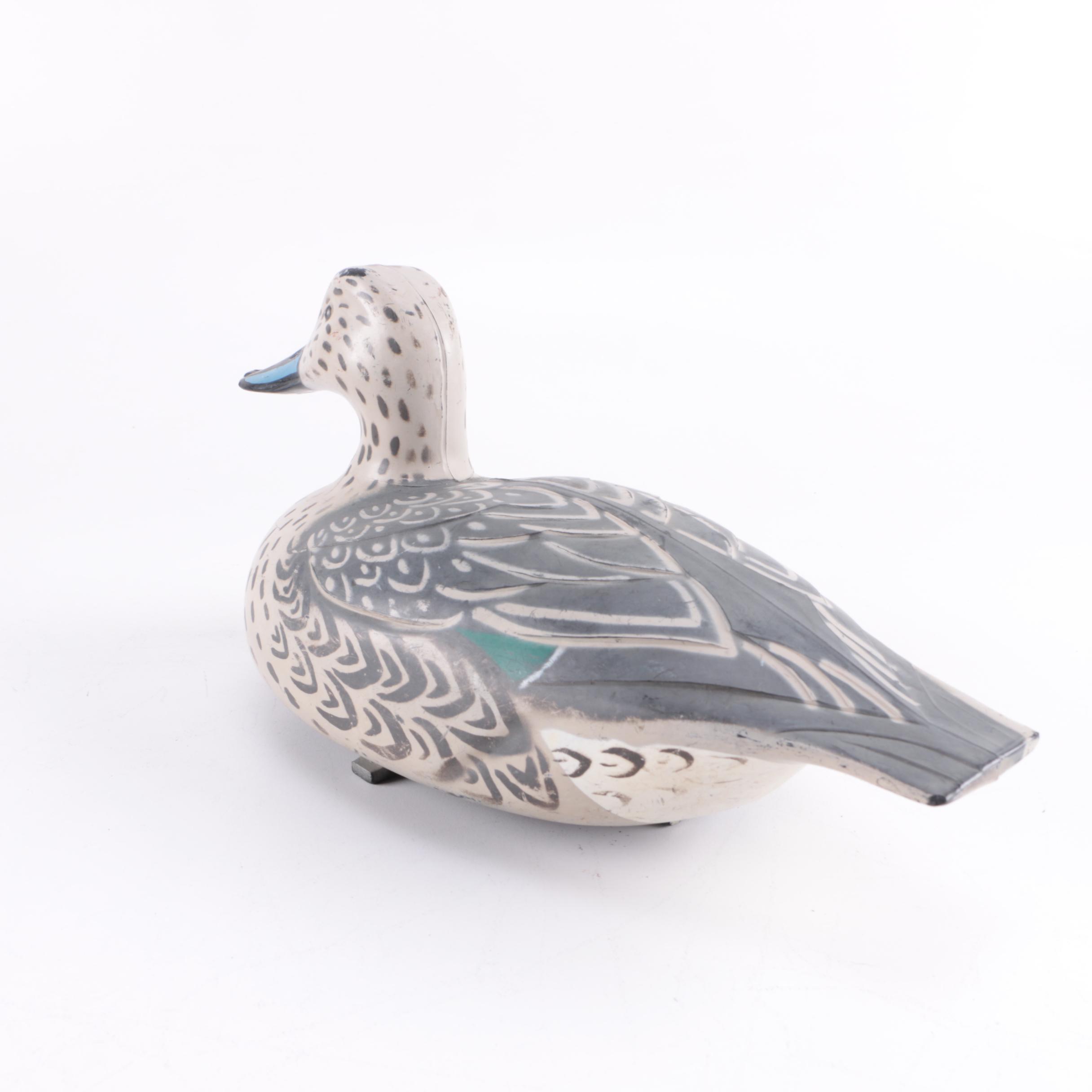 Victor D-9 White and Gray Duck Decoy