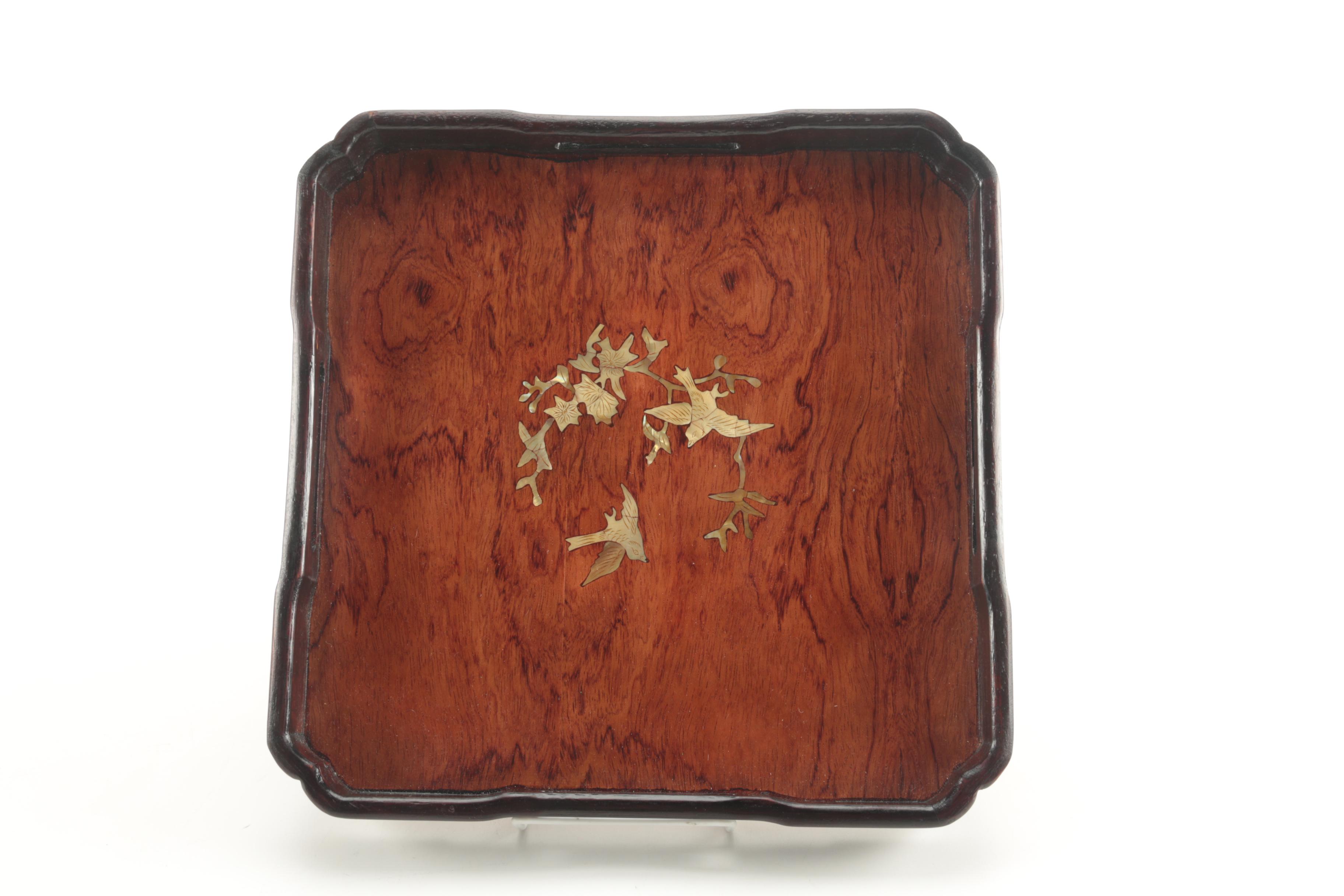 Pair of Decorative Plates Including Deruta