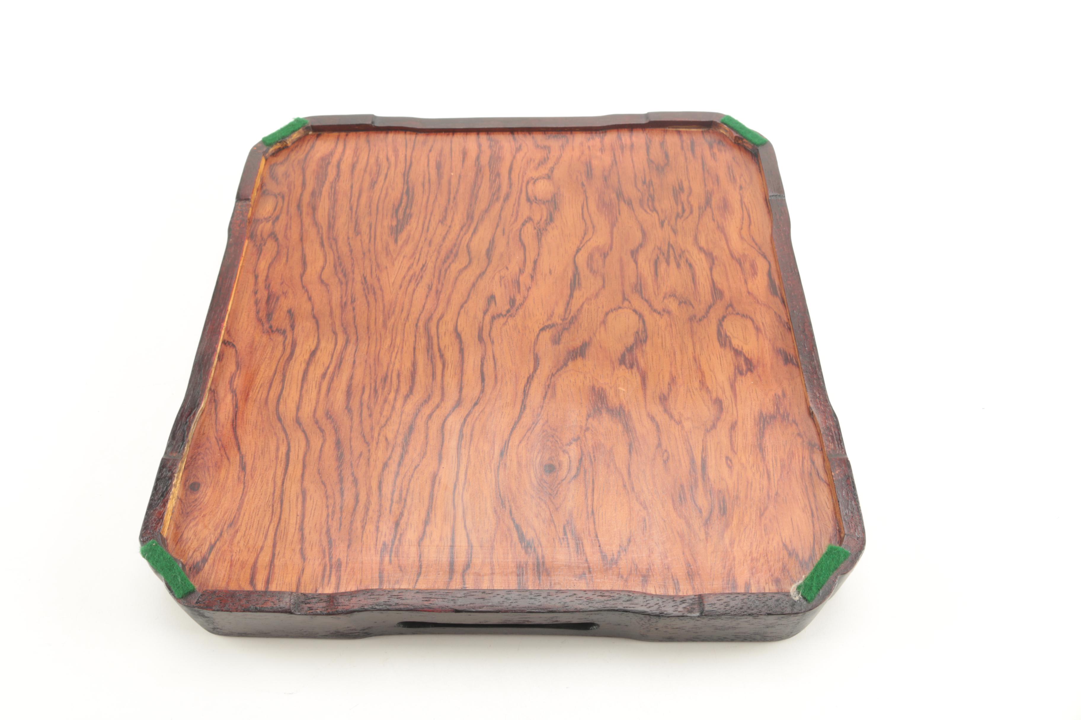 Pair of Decorative Plates Including Deruta