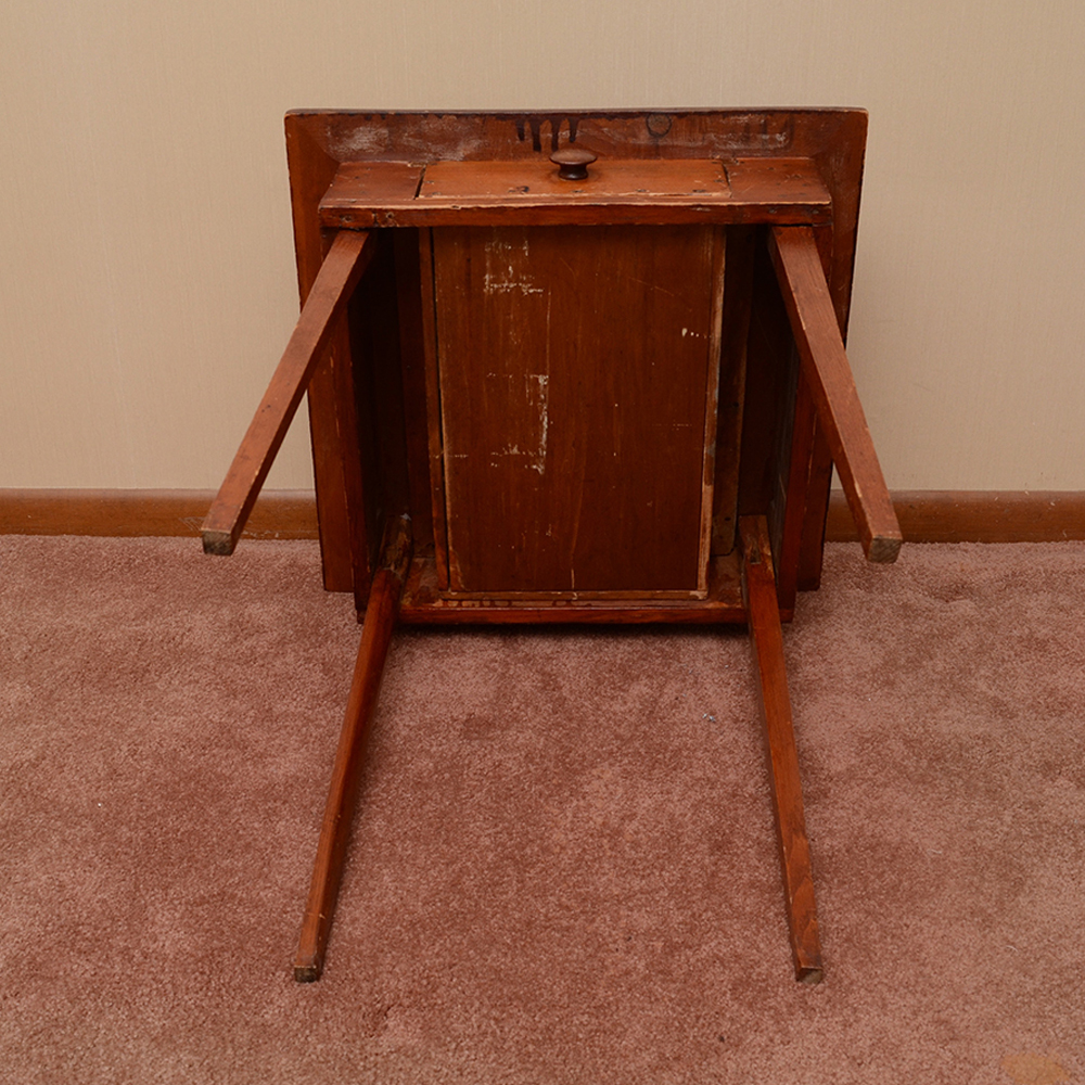 Antique Shaker Style Accent Table