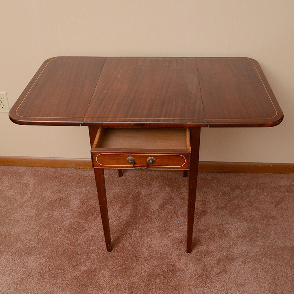 Hepplewhite Style Mahogany Drop Leaf Table By Brandt