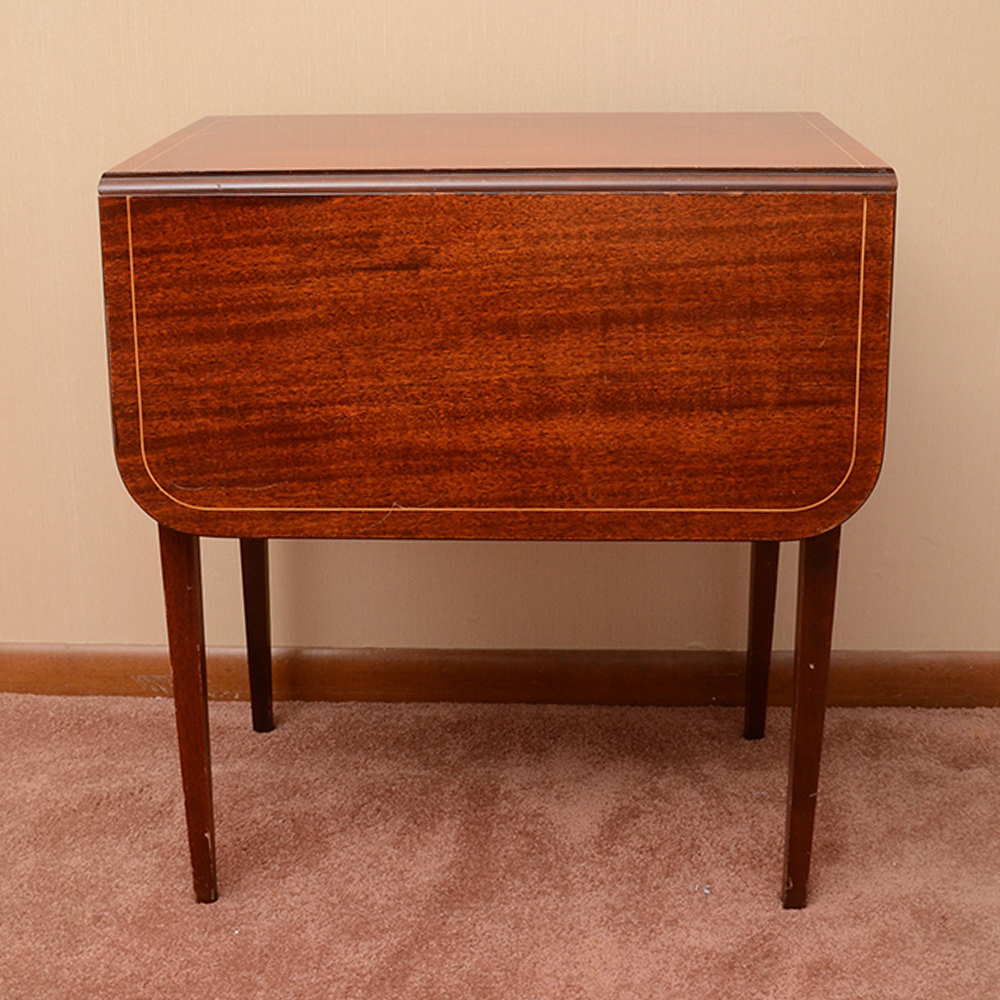 Hepplewhite Style Mahogany Drop Leaf Table By Brandt