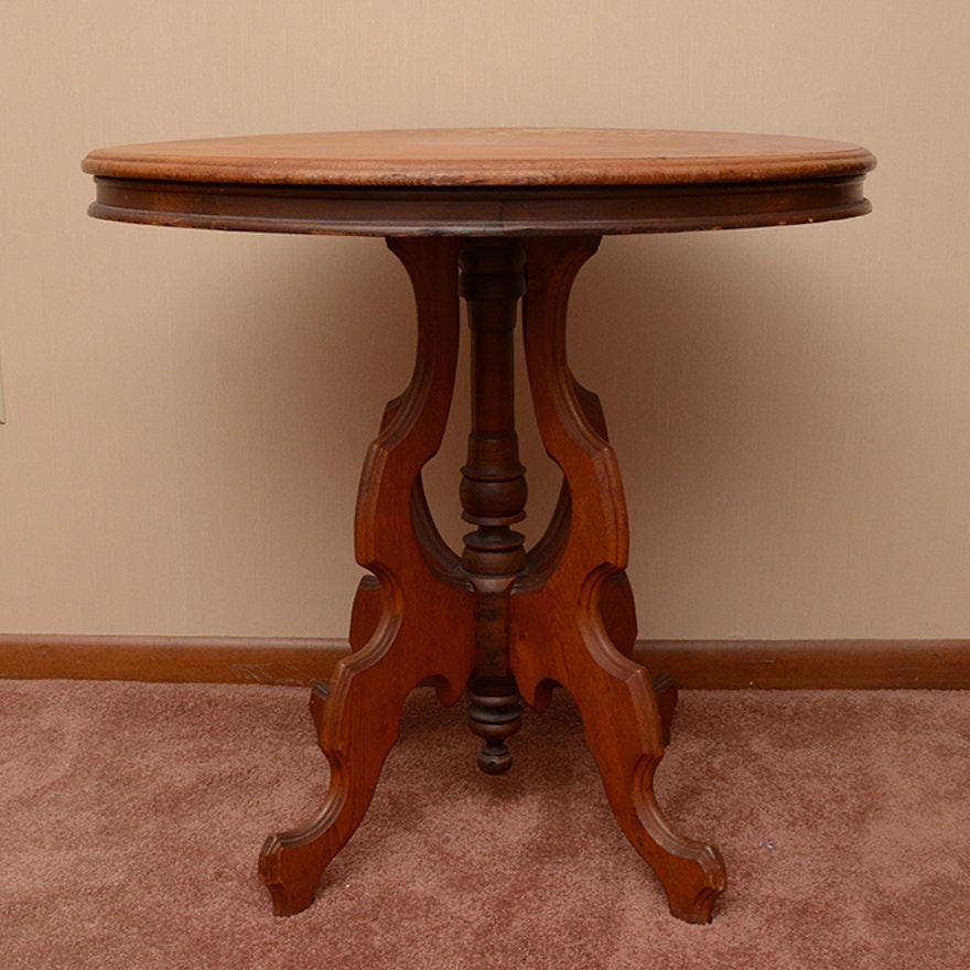 Oak Accent Table With Scalloped Panel Base