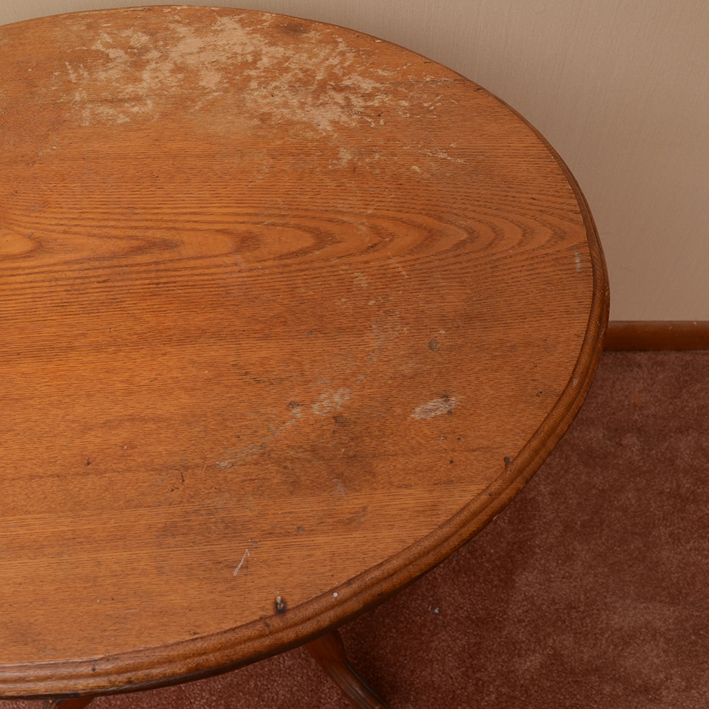 Oak Accent Table With Scalloped Panel Base