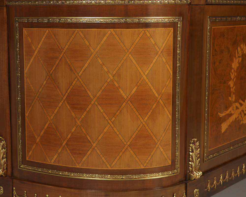 20th-Century Louis XVI Style Credenza with Satinwood Inlay Veneer