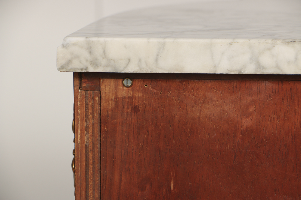 20th-Century Louis XVI Style Credenza with Satinwood Inlay Veneer