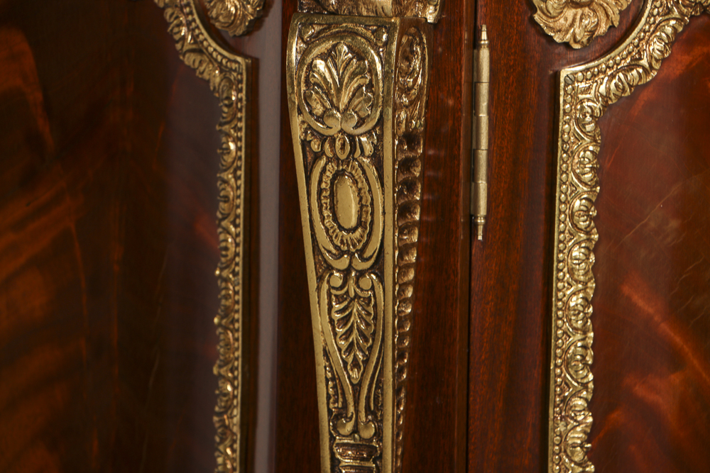 20th-Century French Style Mahogany Veneered Marble Top Sideboard