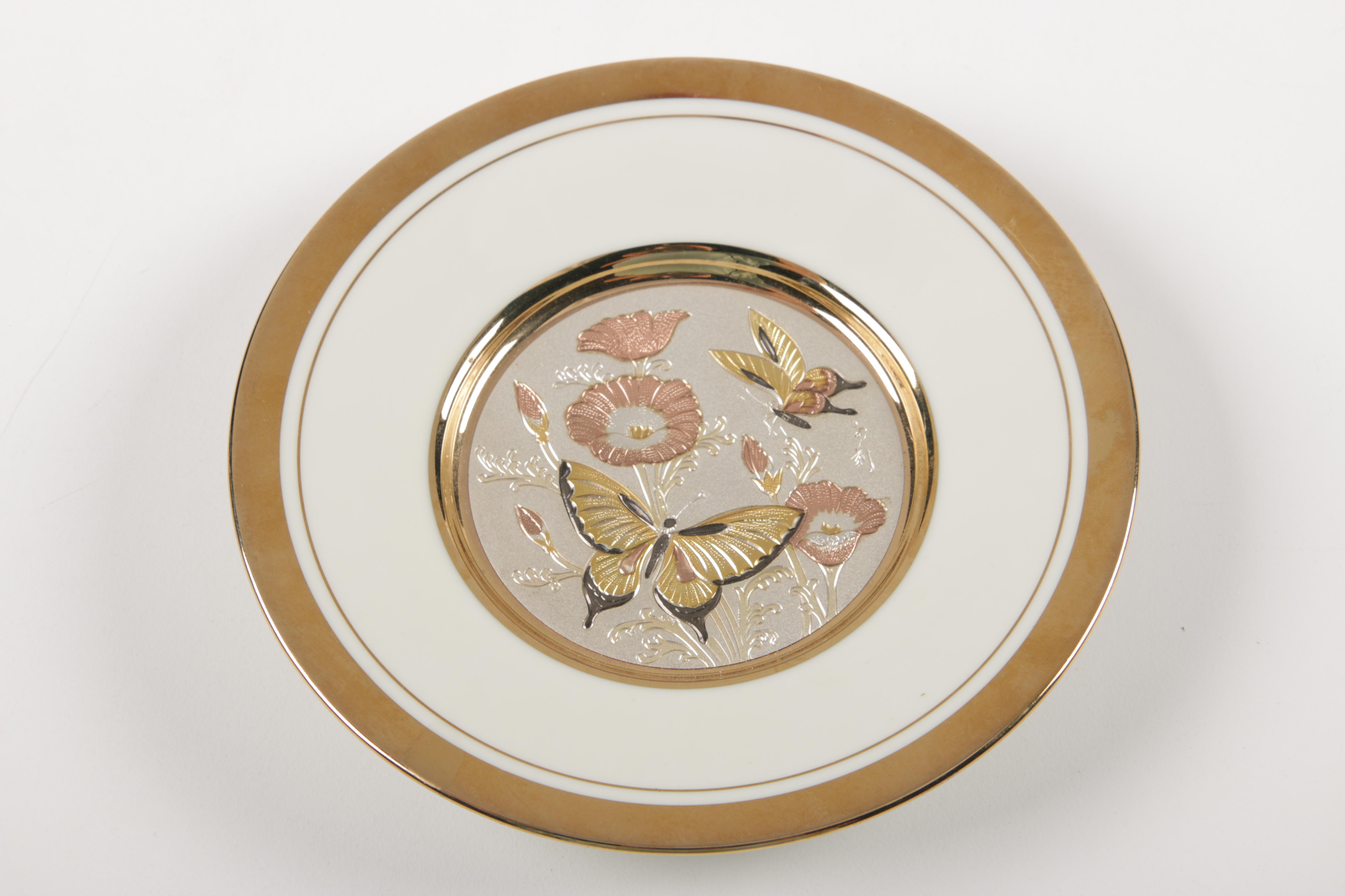 Japanese Chokin Gilded Copper Plate and Porcelain Jar