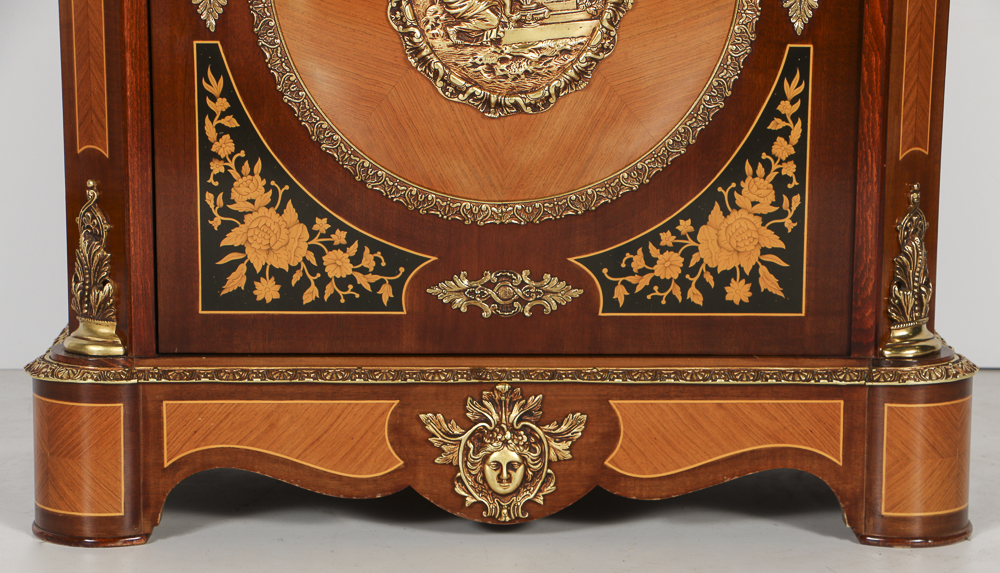 Mariner Furniture French Style Marble Top Chest