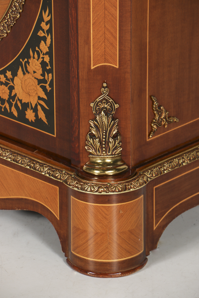 Mariner Furniture French Style Marble Top Chest