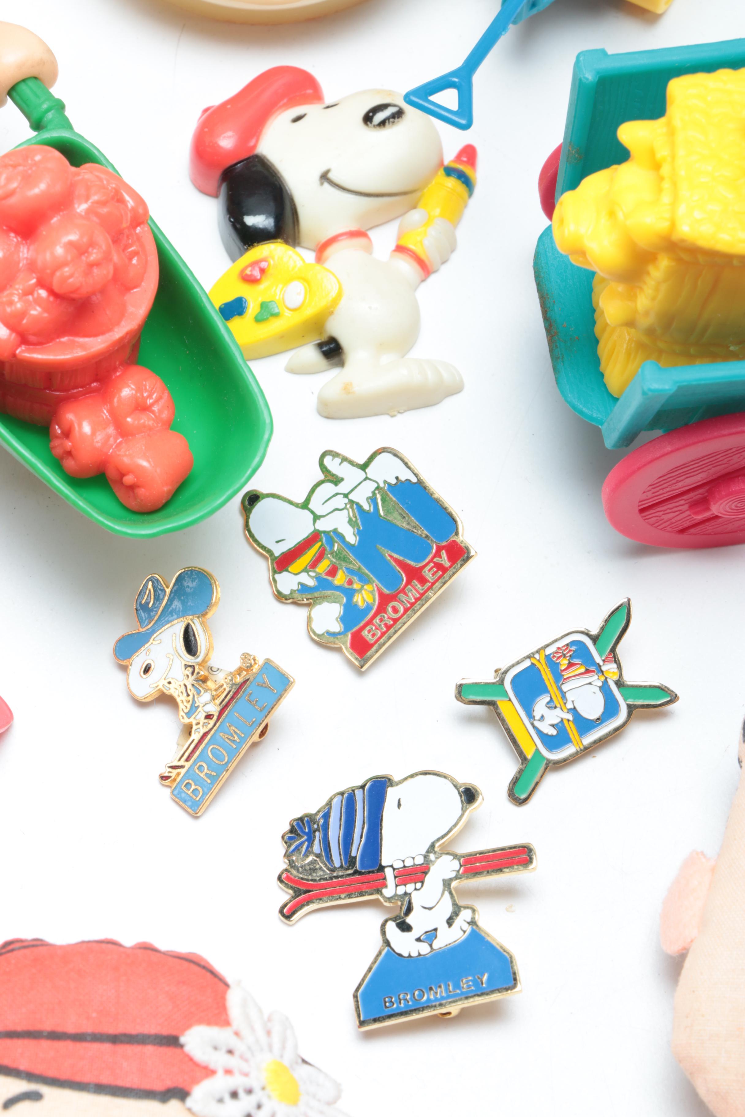 Vintage "Snoopy" and "Peanuts" Collectibles