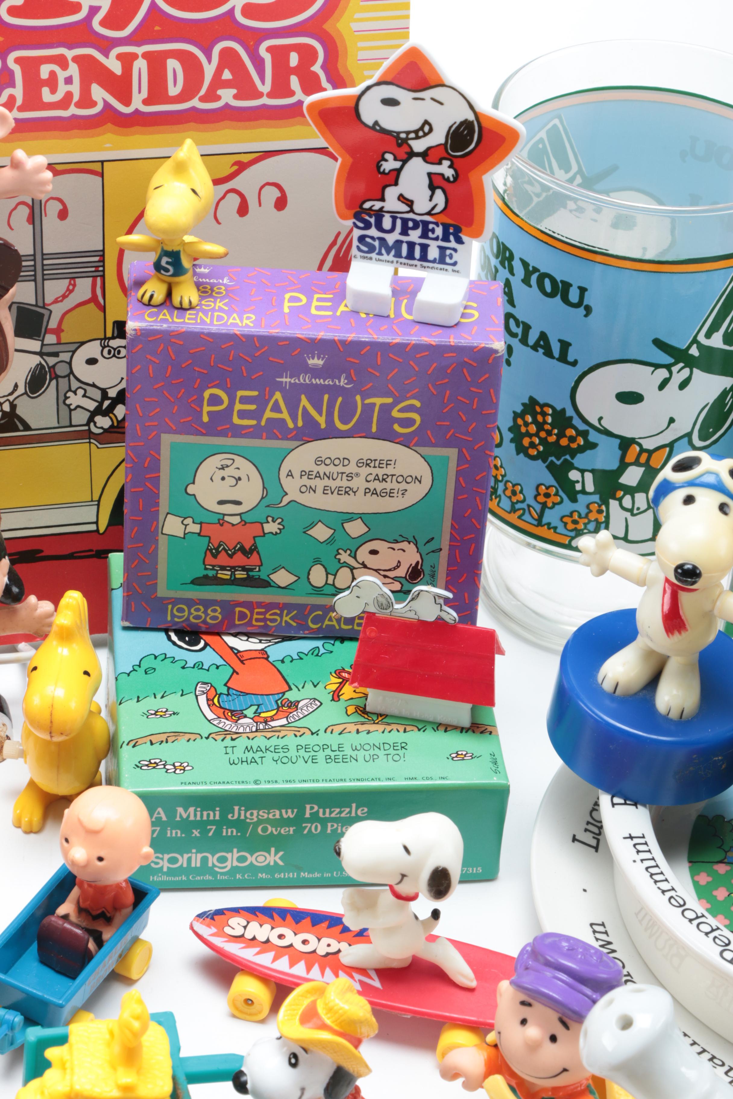 Vintage "Snoopy" and "Peanuts" Collectibles