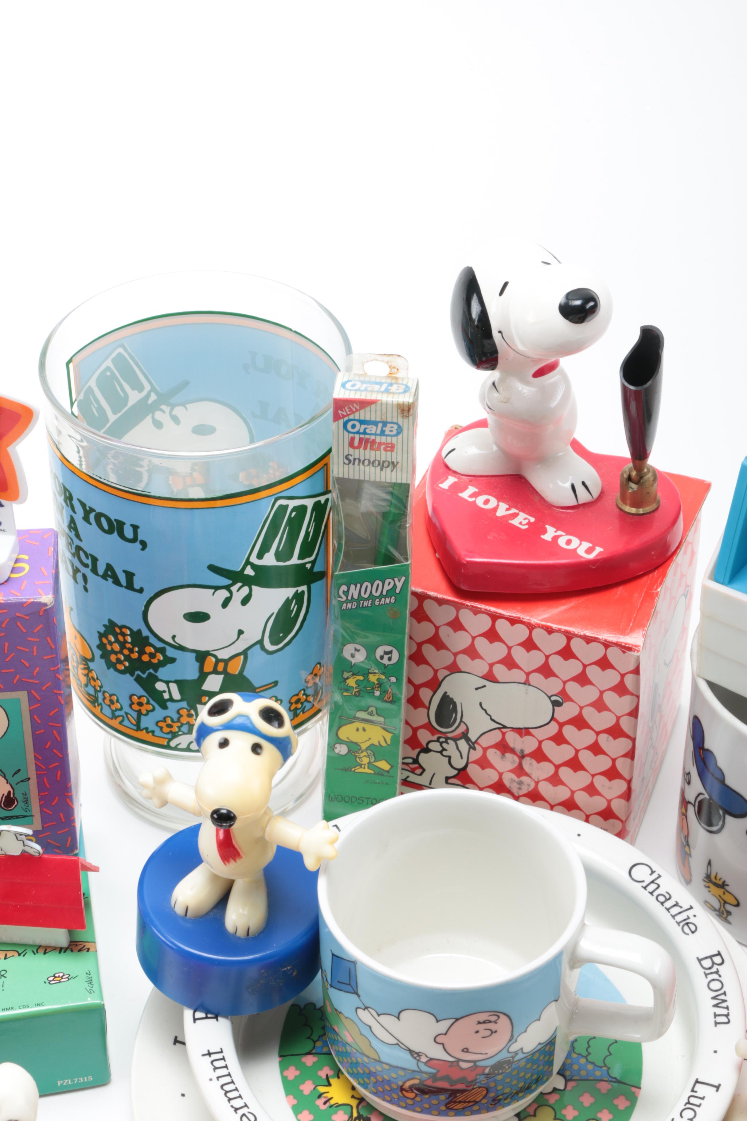 Vintage "Snoopy" and "Peanuts" Collectibles