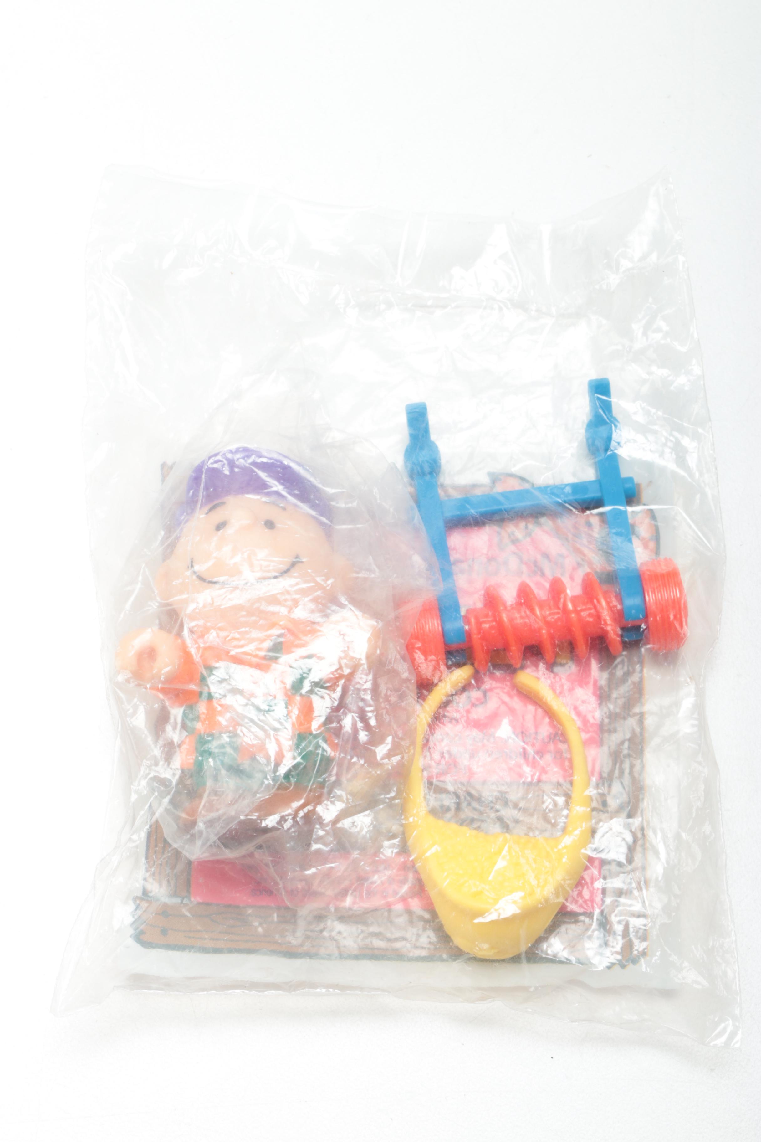 Vintage "Snoopy" and "Peanuts" Collectibles