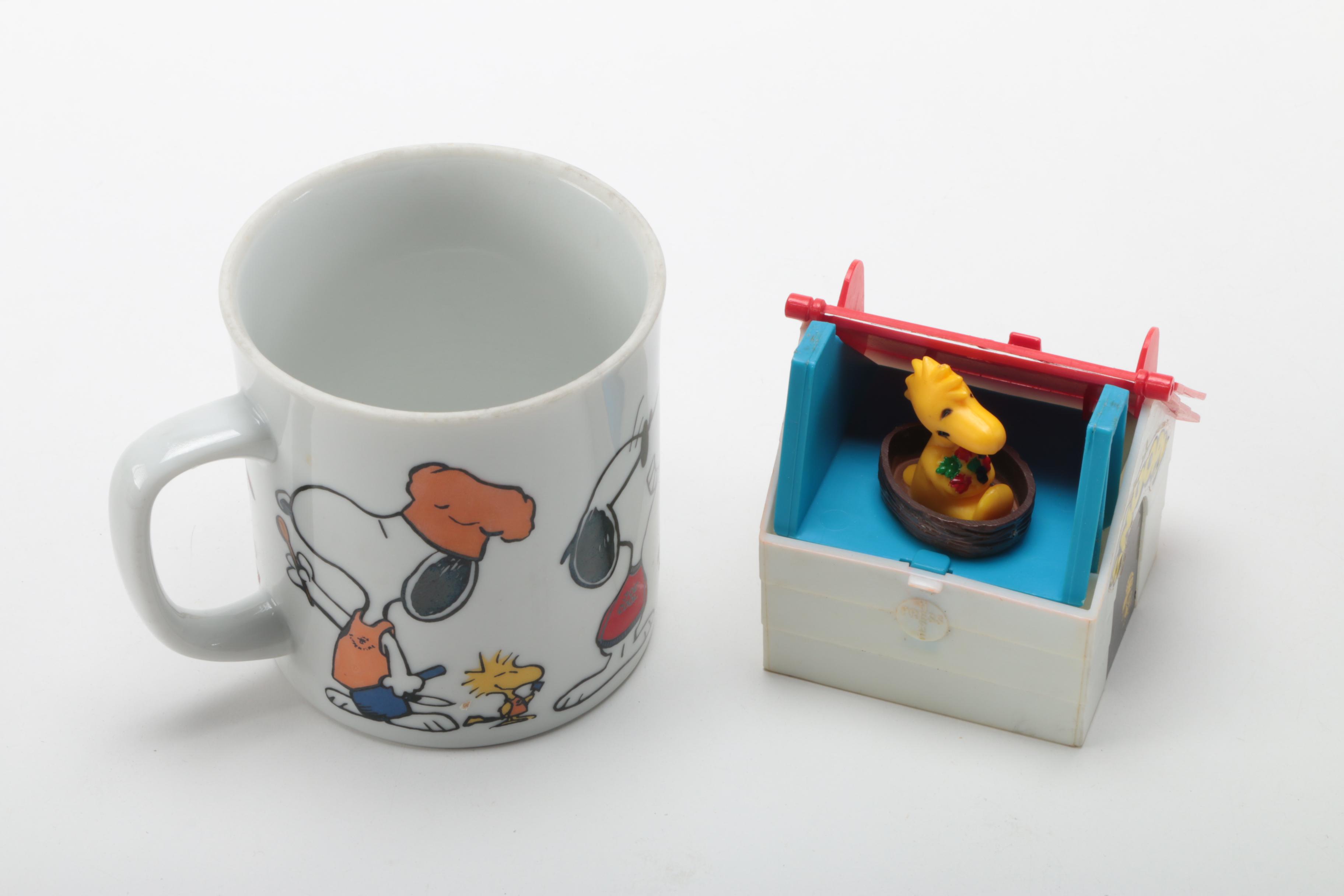 Vintage "Snoopy" and "Peanuts" Collectibles