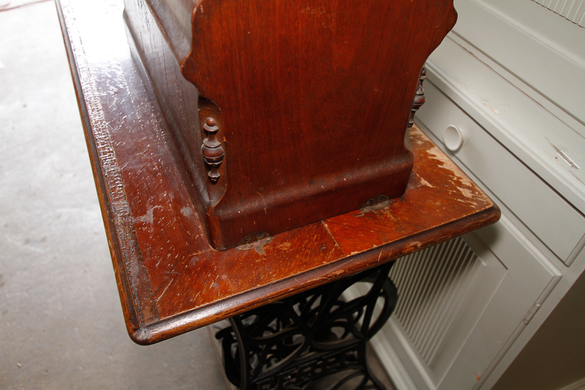 Pfaff Vintage Sewing Machine and Cover