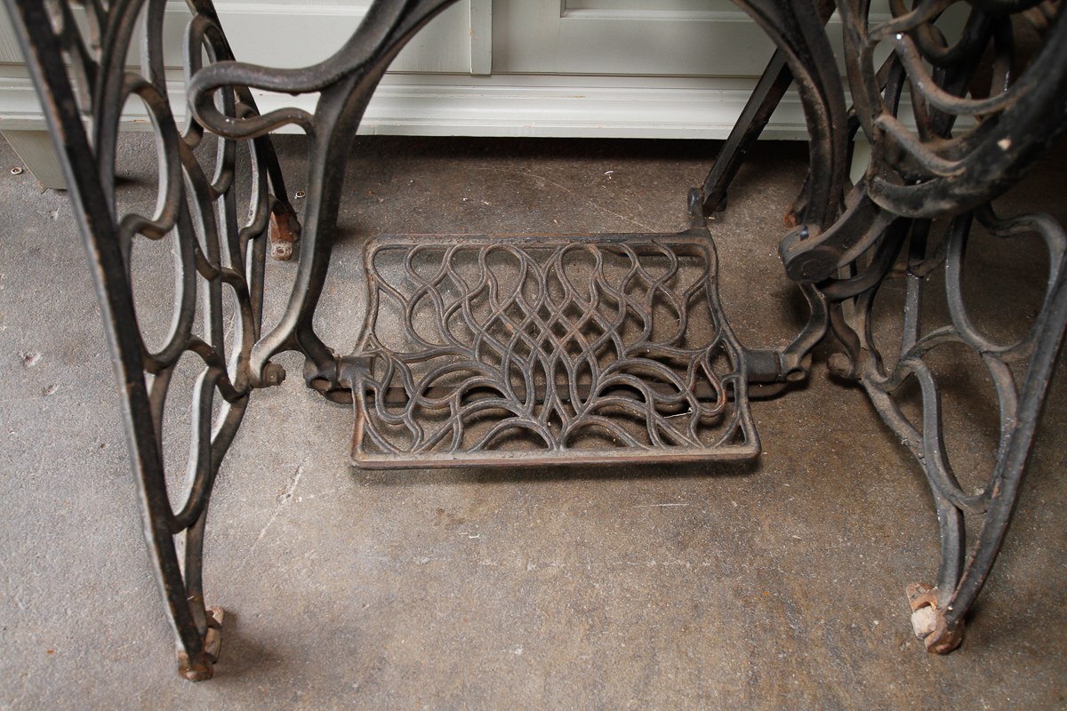 Pfaff Vintage Sewing Machine and Cover