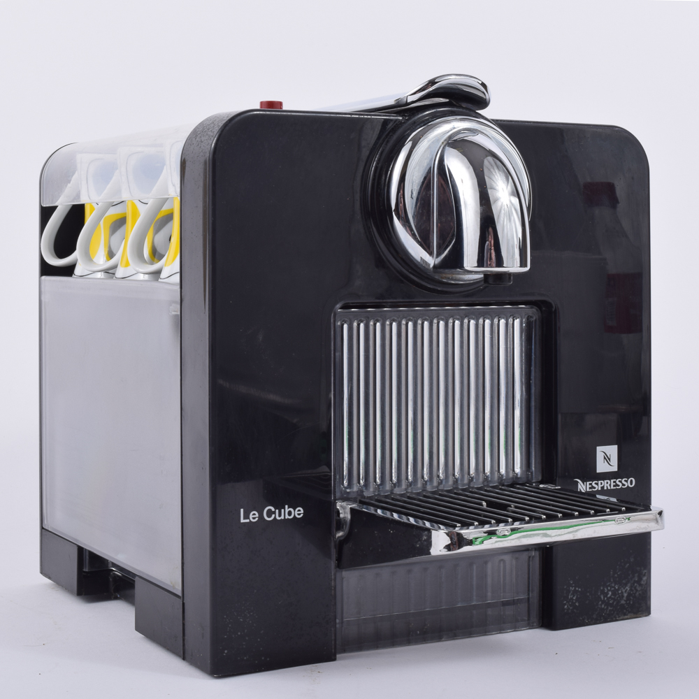 Le cube outlet nespresso