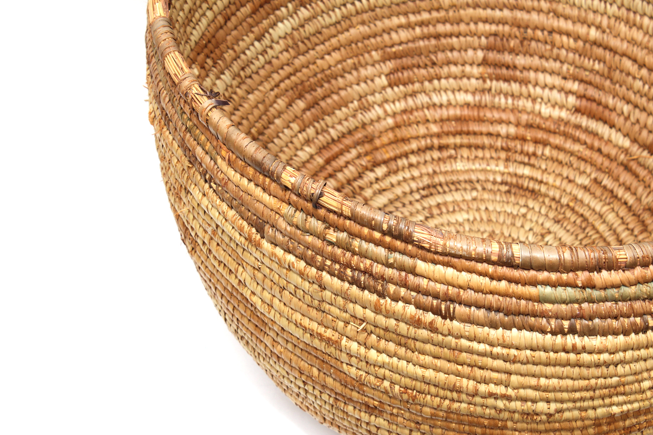 Large Coiled Carolina Sweet Grass Basket