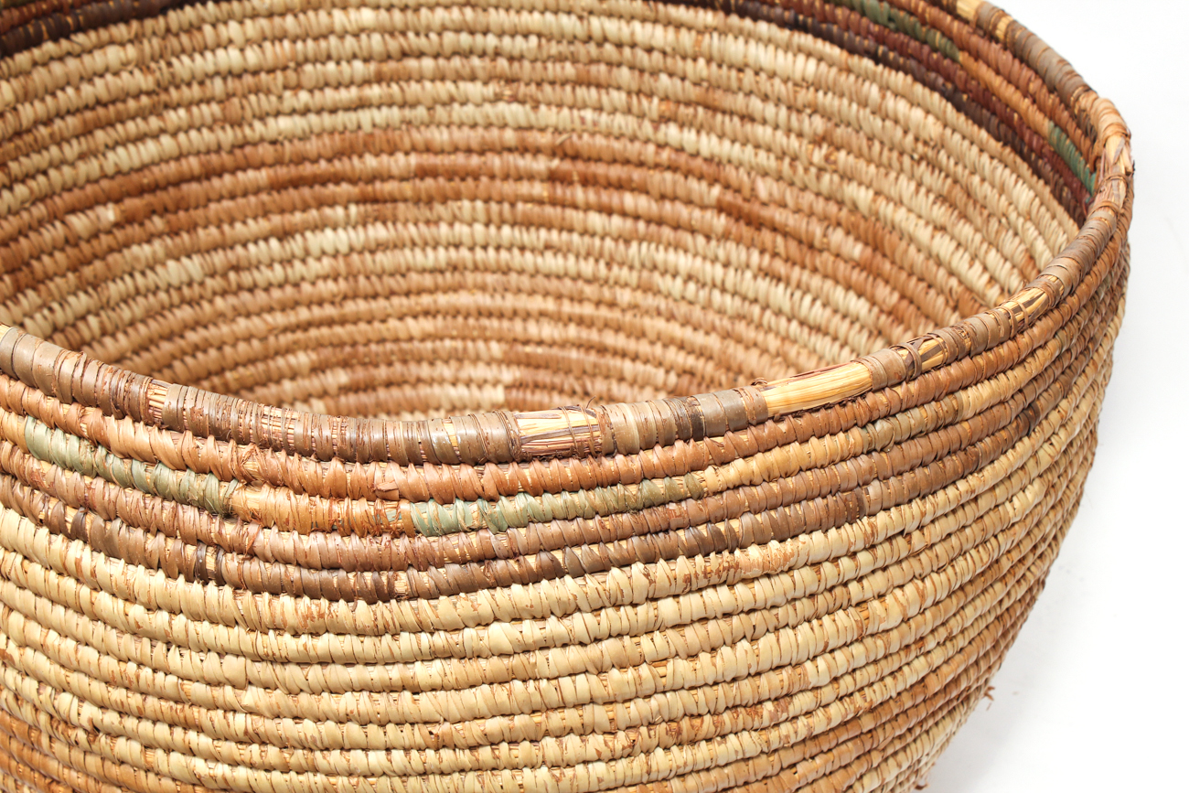 Large Coiled Carolina Sweet Grass Basket