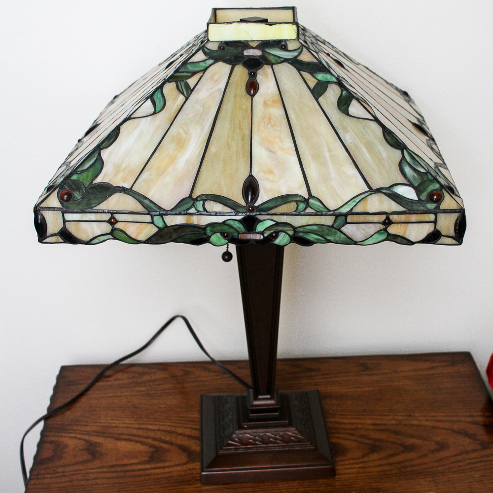 Tiffany Style Table Lamp