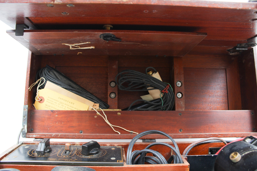 Vintage Simpli-Trol Portable Model Cambridge Electrocardiograph