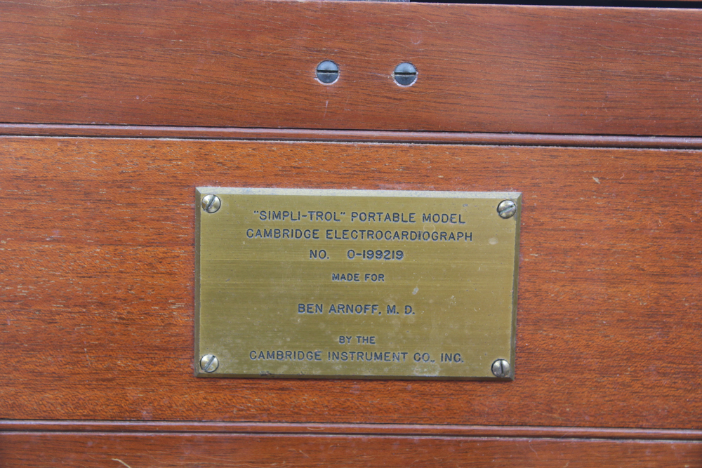 Vintage Simpli-Trol Portable Model Cambridge Electrocardiograph