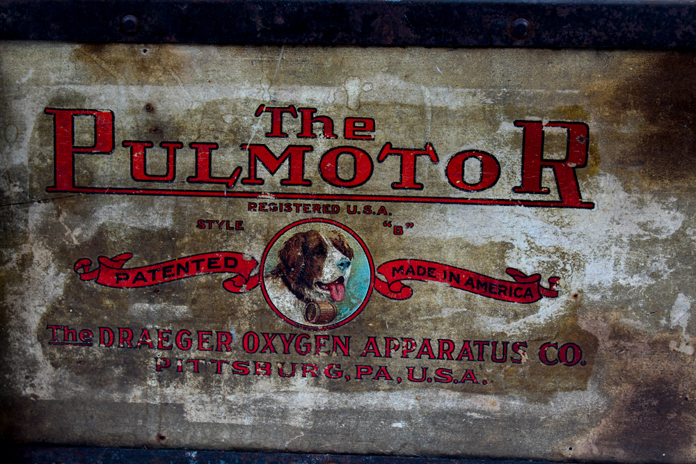 Antique Pulmotor Machine Ventilator