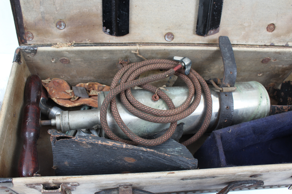 Antique Pulmotor Machine Ventilator