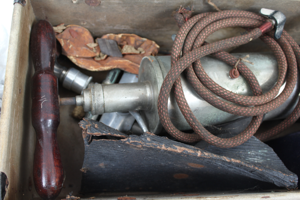 Antique Pulmotor Machine Ventilator