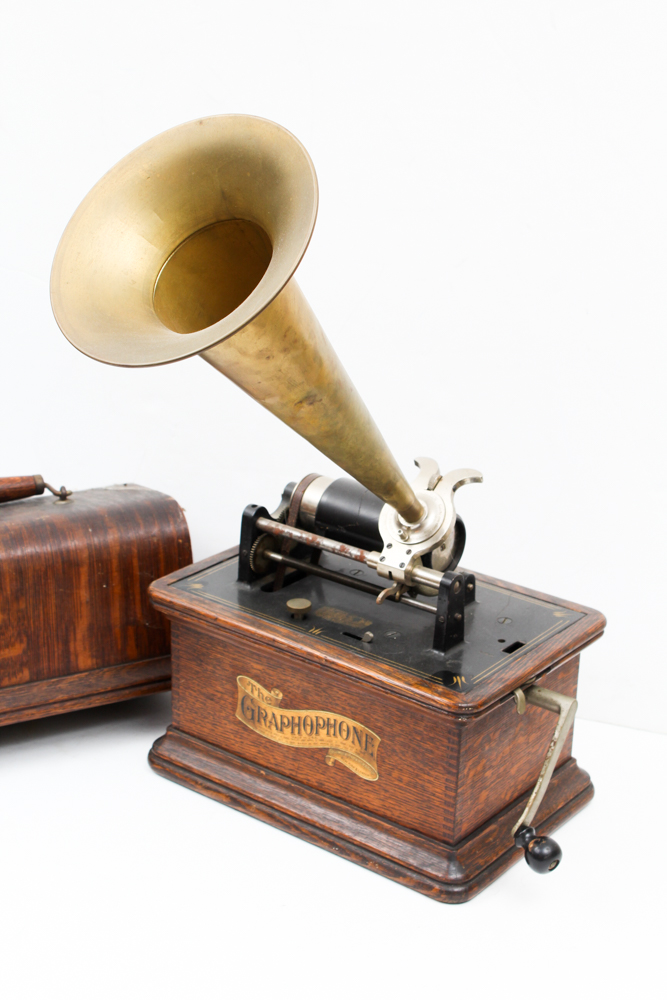 Antique 1897 Columbia Phonograph Co. Gramophone