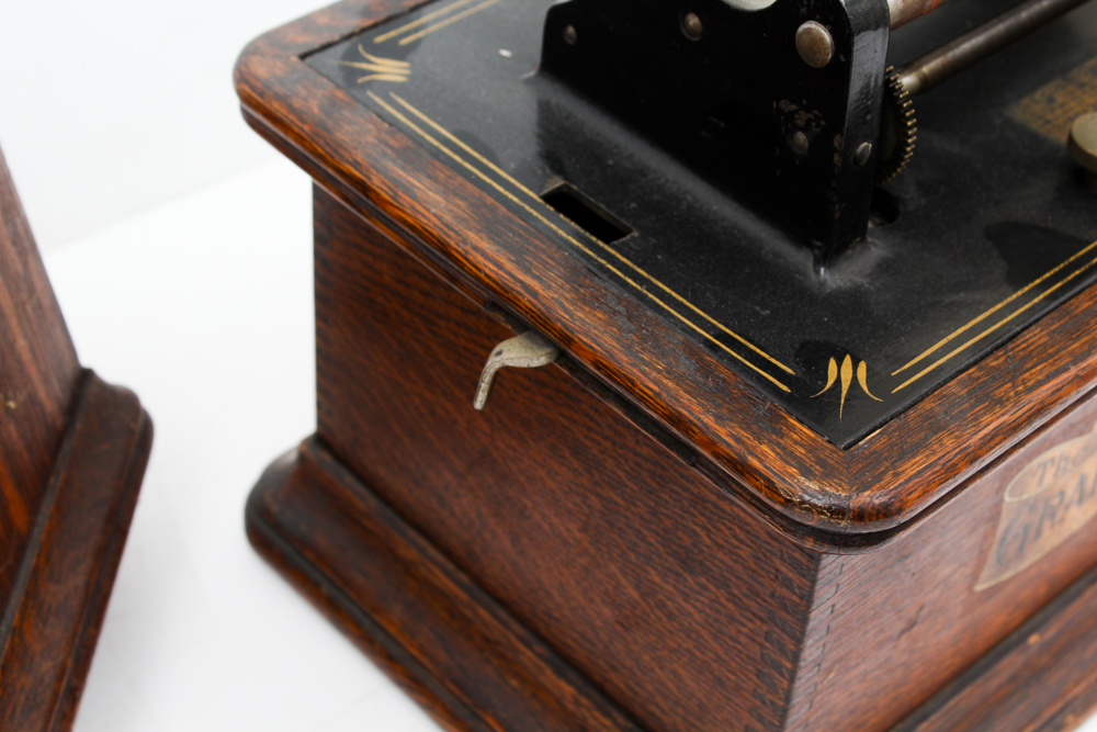 Antique 1897 Columbia Phonograph Co. Gramophone