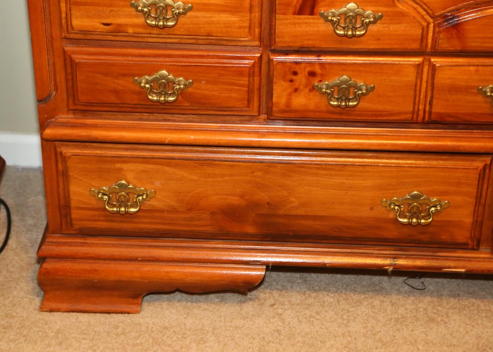 Webb Furniture Dresser with Mirror