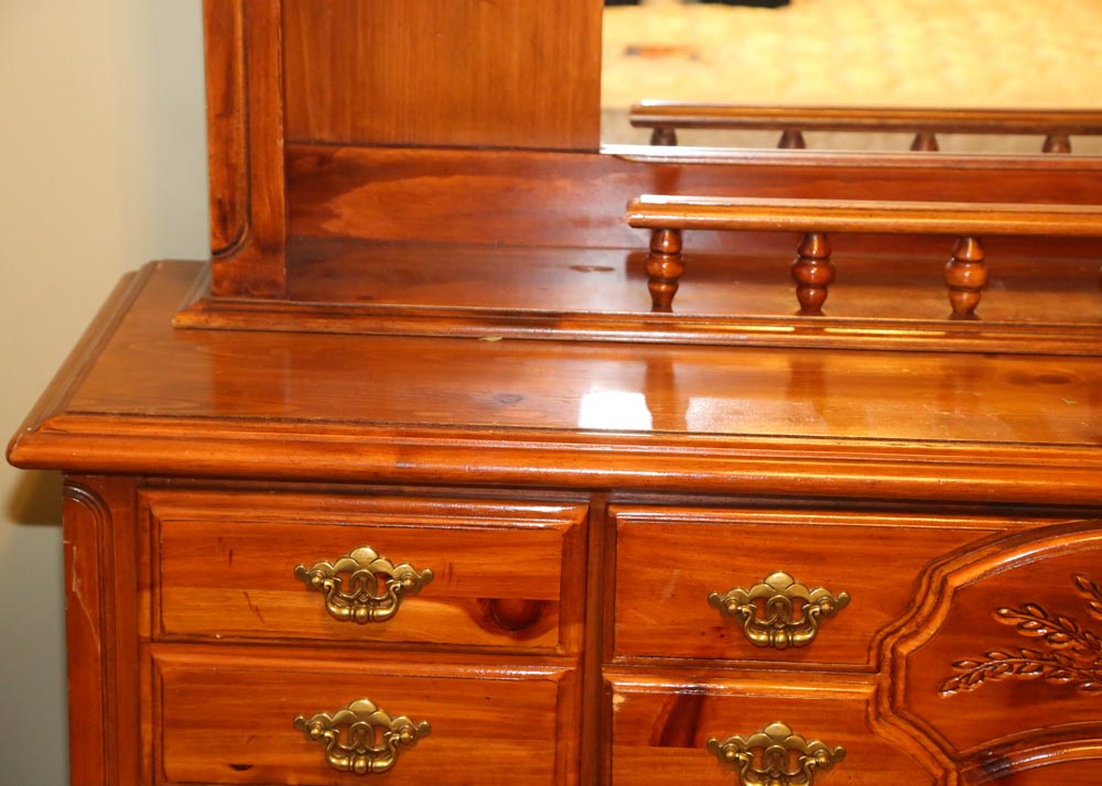 Webb Furniture Dresser with Mirror