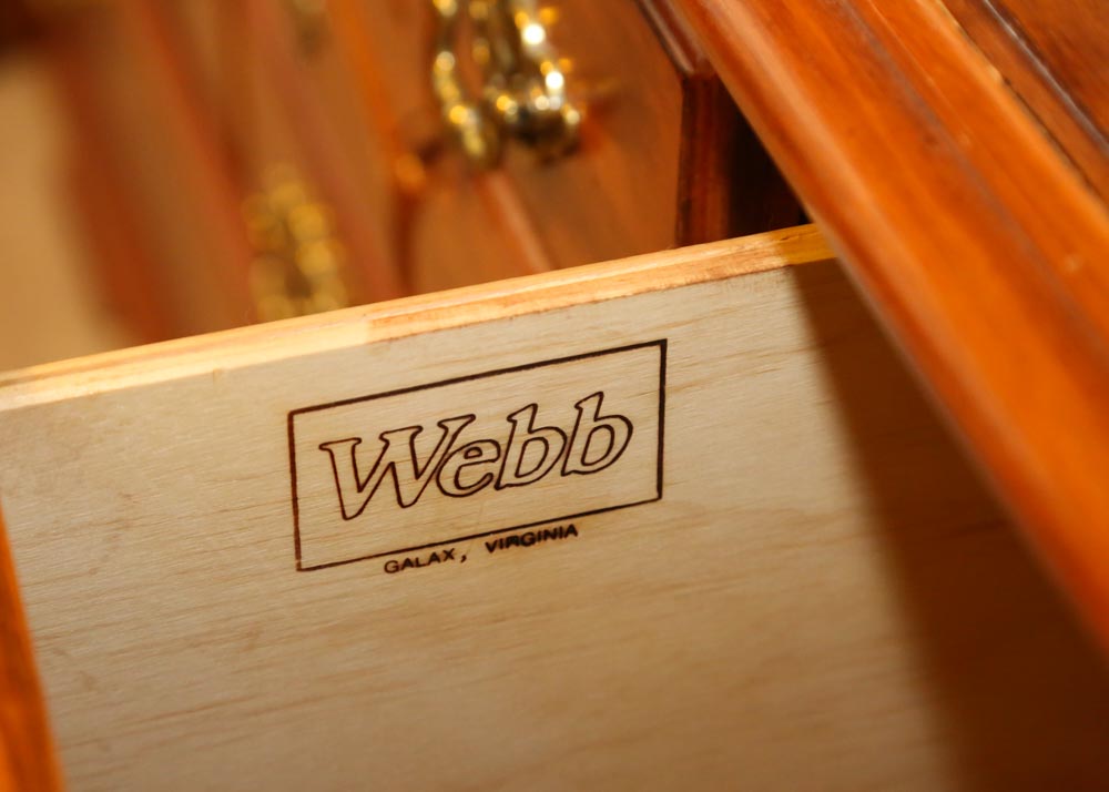 Webb Furniture Dresser with Mirror