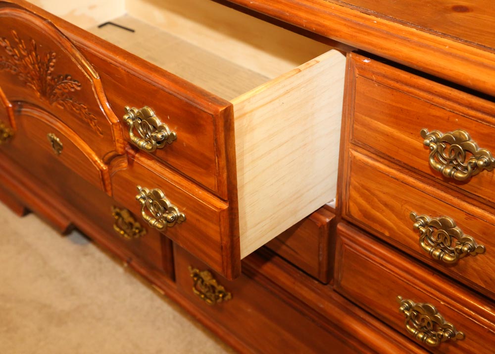 Webb Furniture Dresser with Mirror