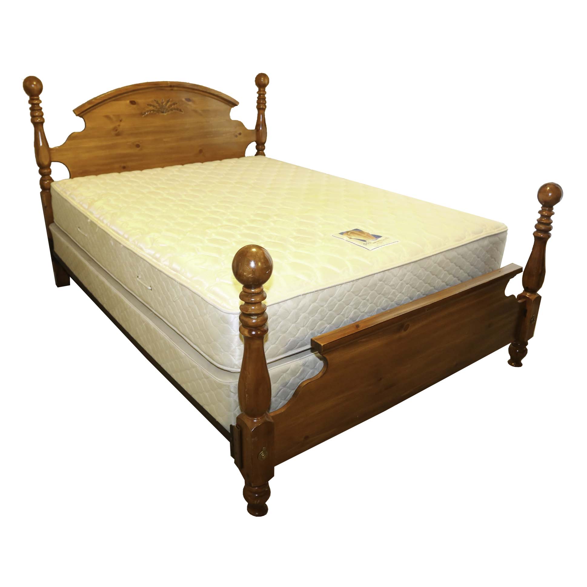 Webb Furniture Queen Size Cannonball Bed