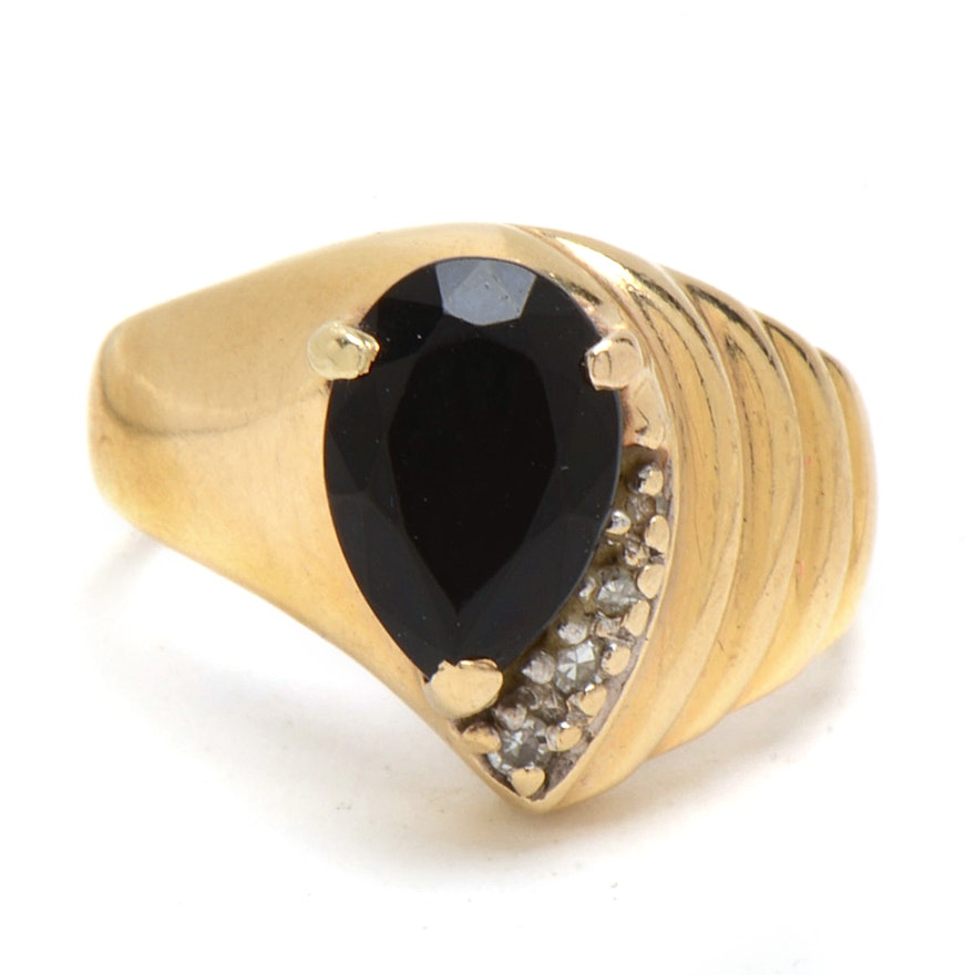 Vintage 14K Yellow Gold Black Onyx and Diamond Ring