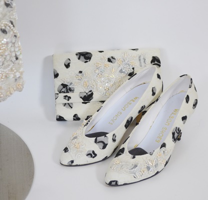 Patis, Manilla Black and Cream Lace (Terno) Evening Dress and Accessories