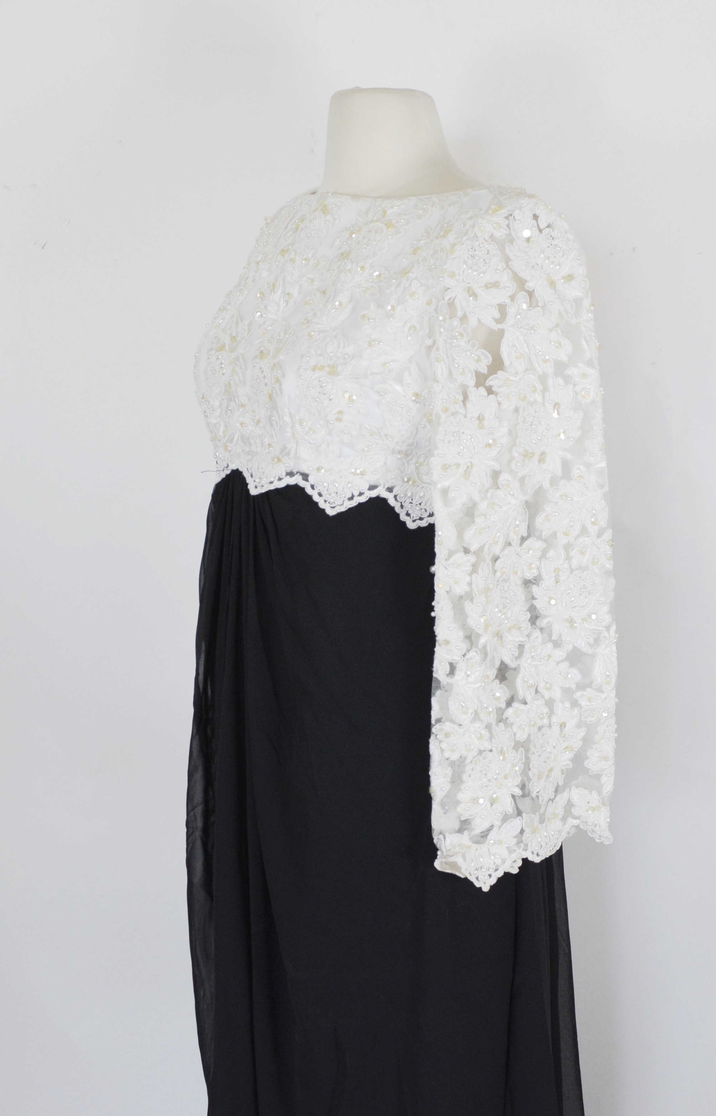 Alex Mariquit Cream Embroidery Blouse and Black Chiffon Skirt