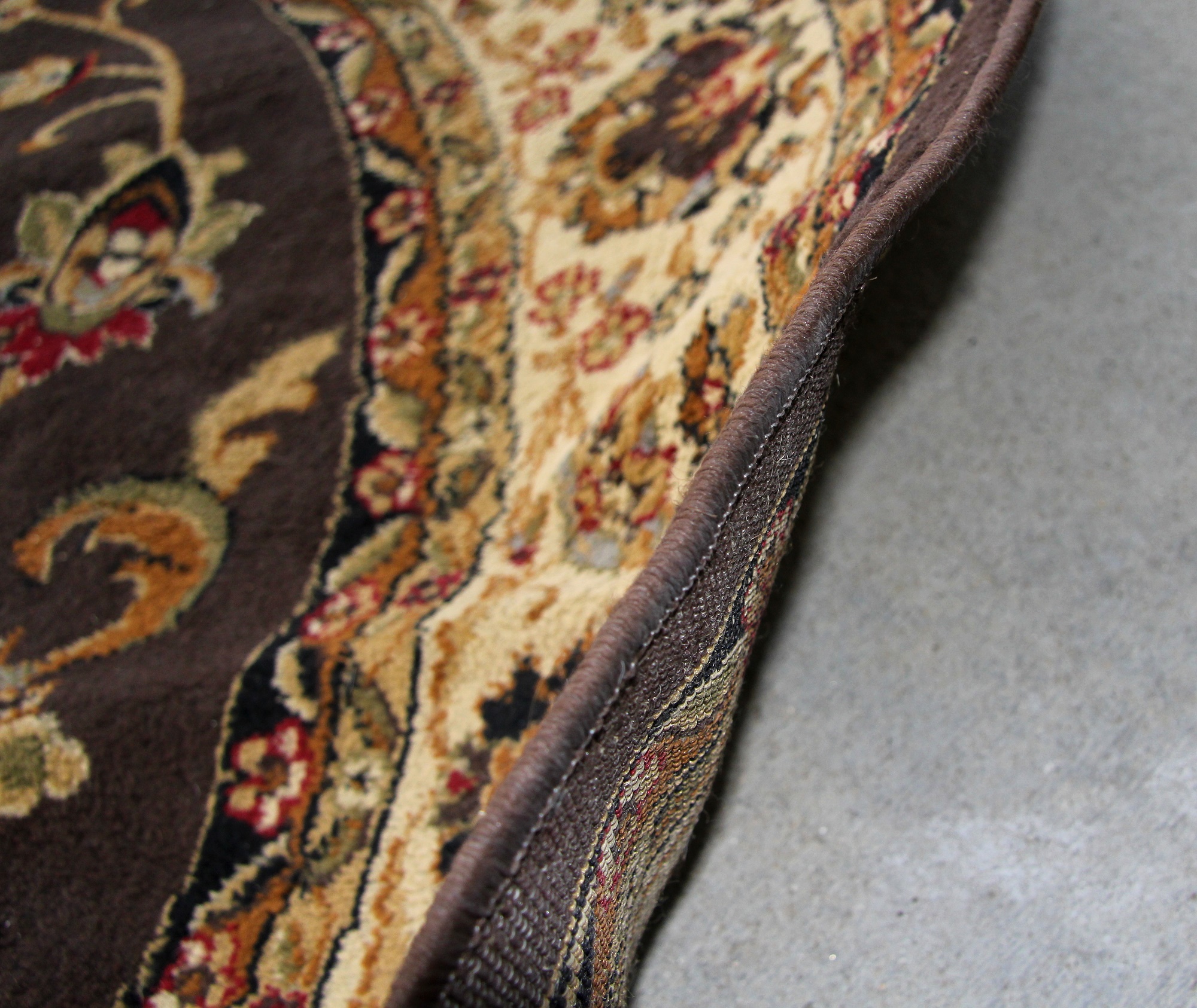 Power Loomed Turkish "Oriental" Round Area Rug