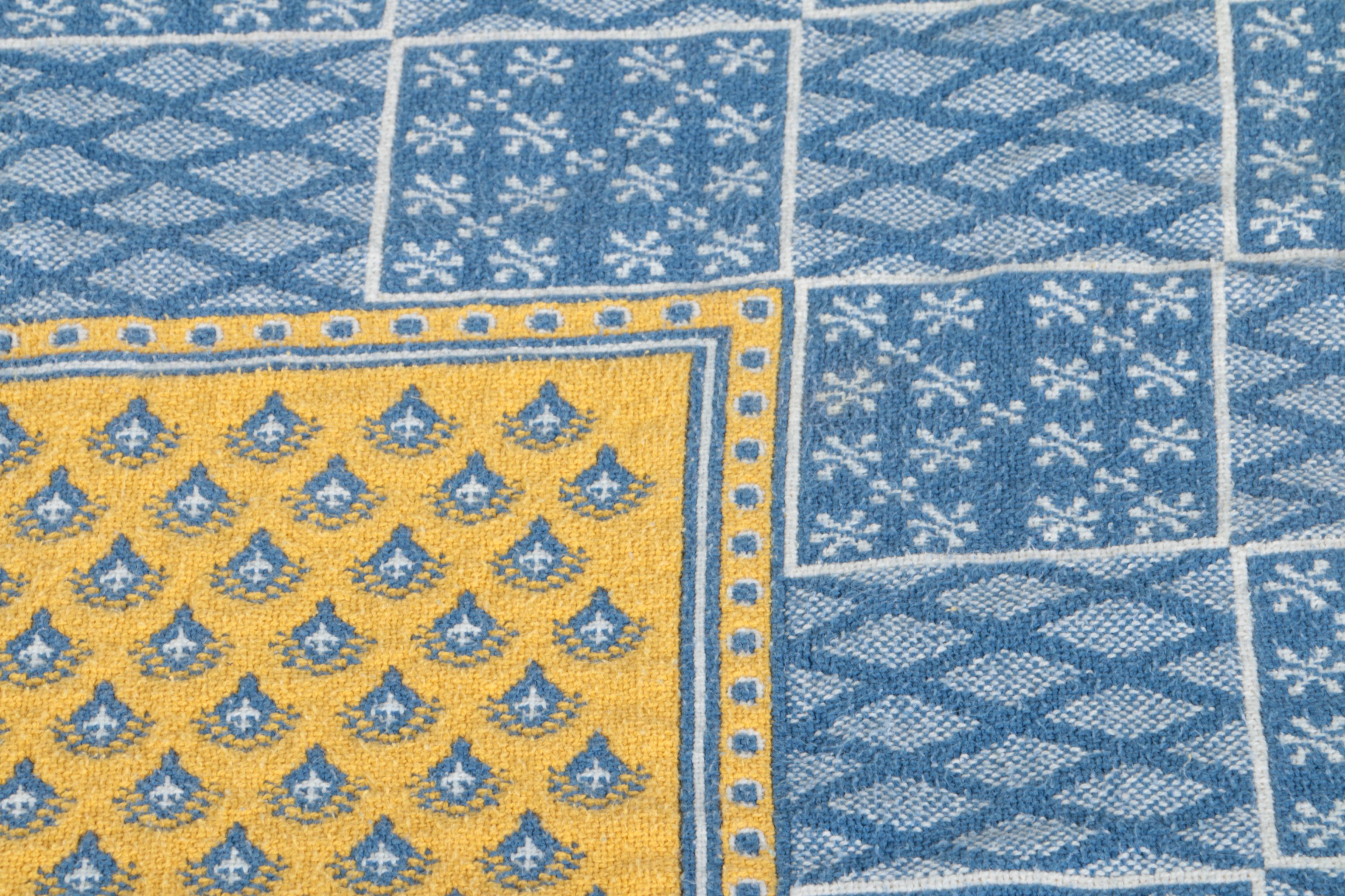 Vintage Woven Jacquard Throw Blanket