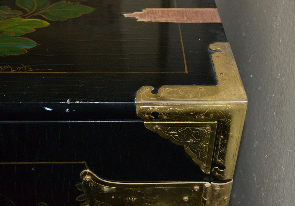 Chinoiserie Chest of Drawers