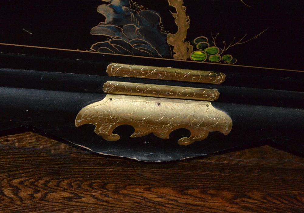 Chinoiserie Chest of Drawers