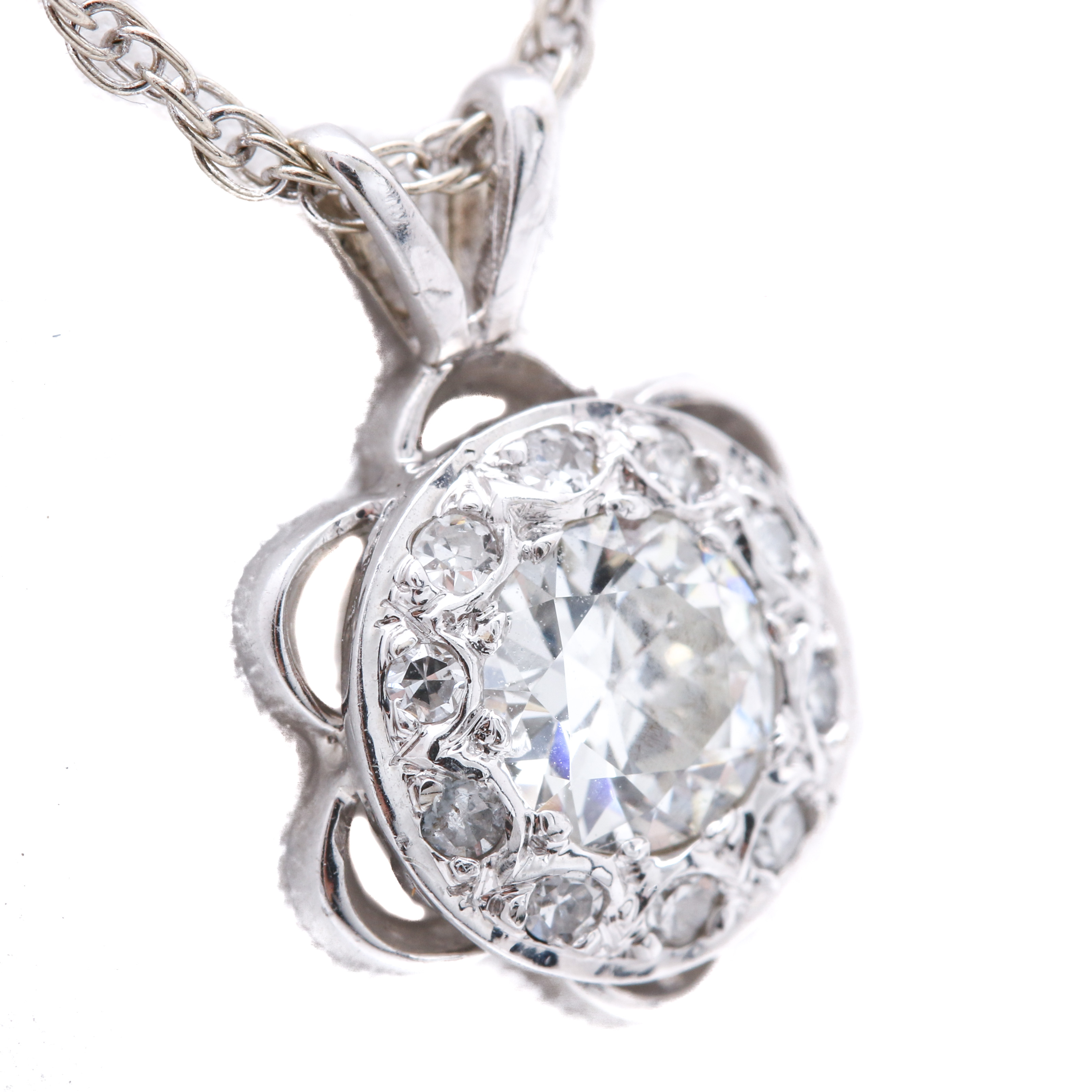 14K White Gold Diamond Pendant Necklace
