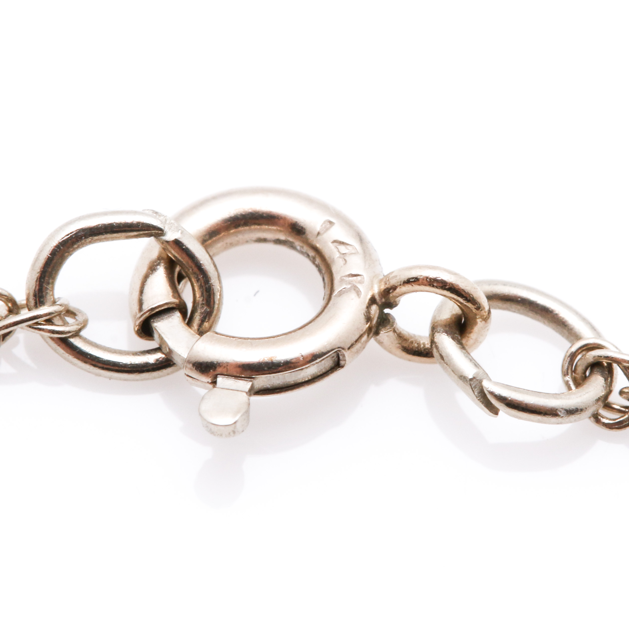 14K White Gold Diamond Pendant Necklace